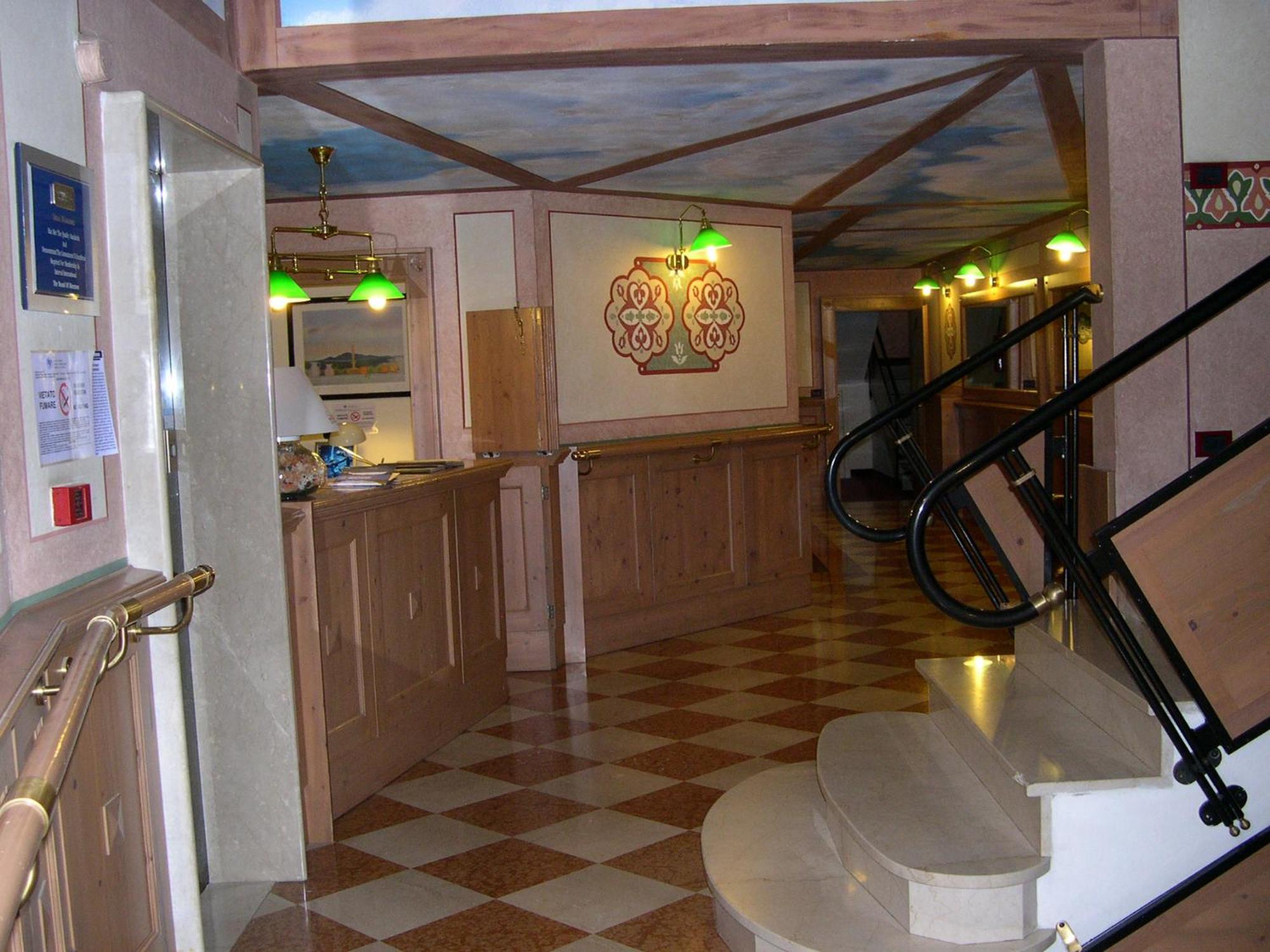 Residence Orsa Maggiore Madonna Exteriér fotografie